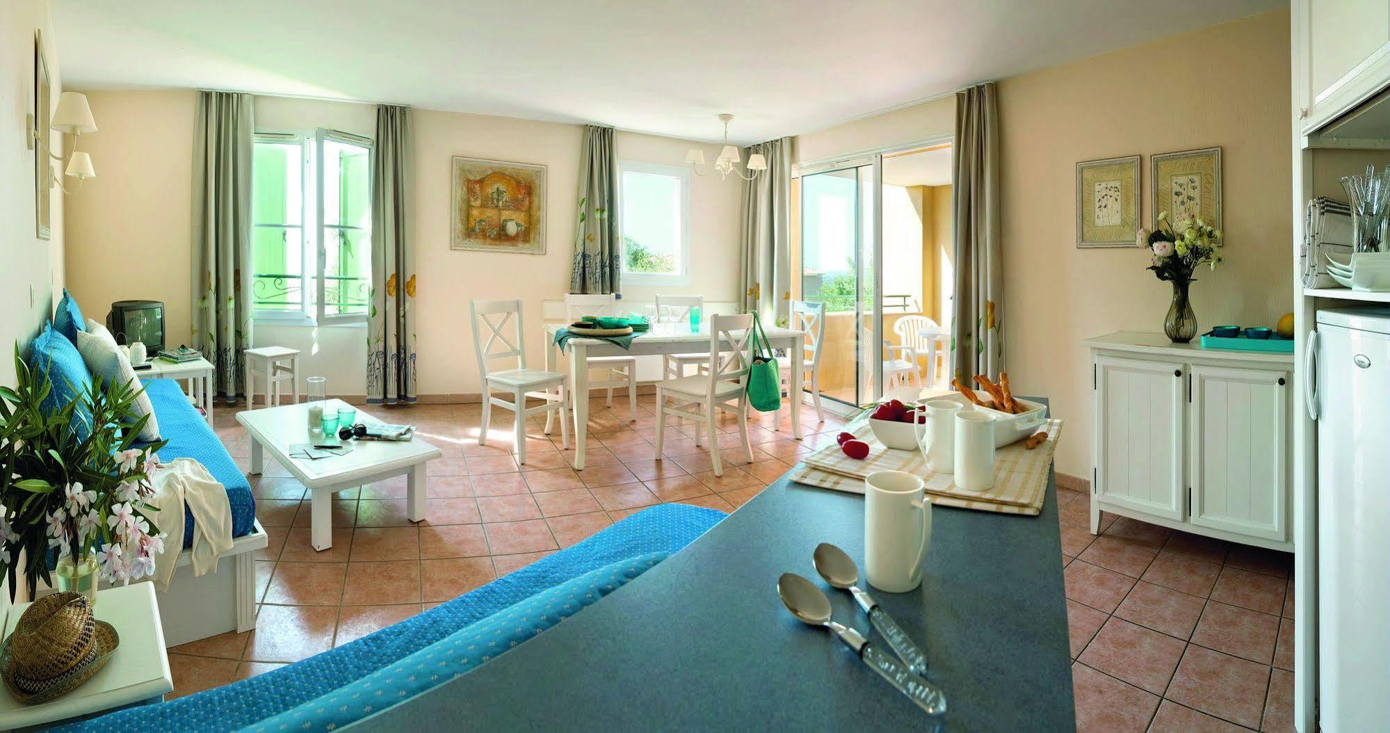 P&V Residence Le Hameau Des Issambrr 생트막시메 외부 사진
